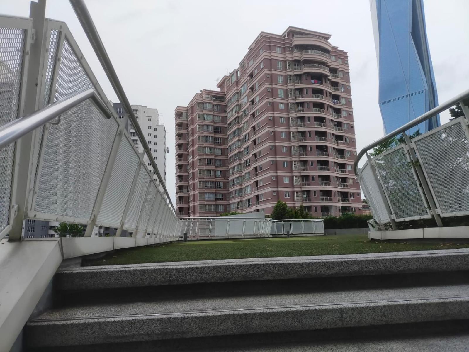 Apartment The Royal Reside